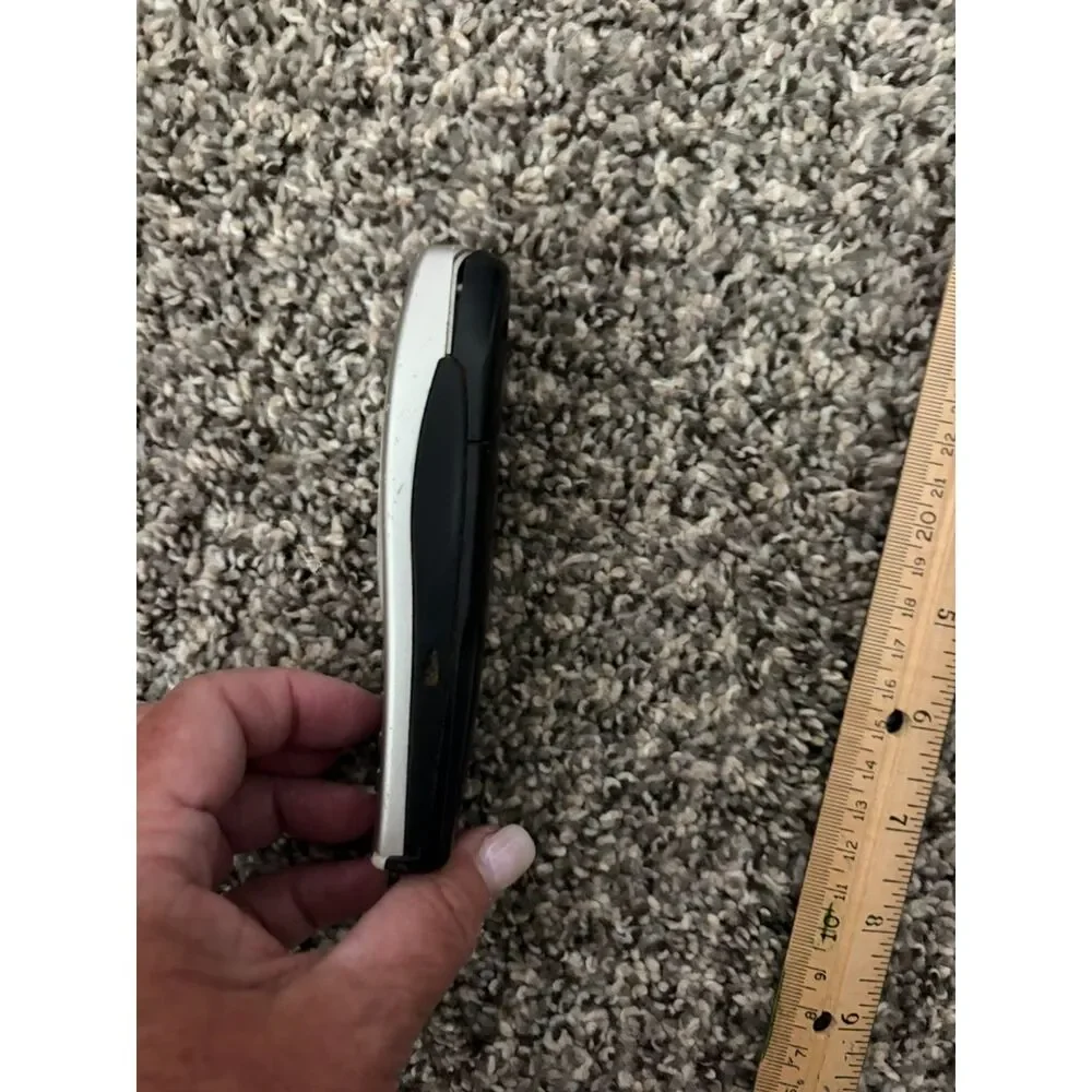 Nokia 634oi Silver cingular cellular phone